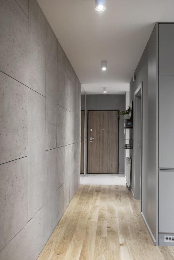 Charming Apartment With Garden, Only 1 Km To Wawel Castle By Noclegi Renters クラクフ エクステリア 写真